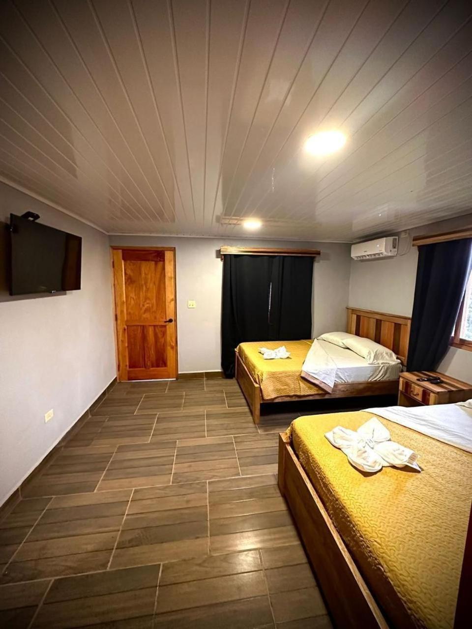 Blasina Beer Hostel Boquete Eksteriør bilde